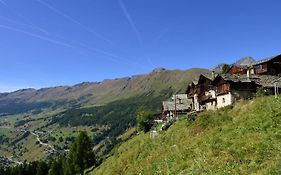 Rifugio Vieux Crest Champoluc